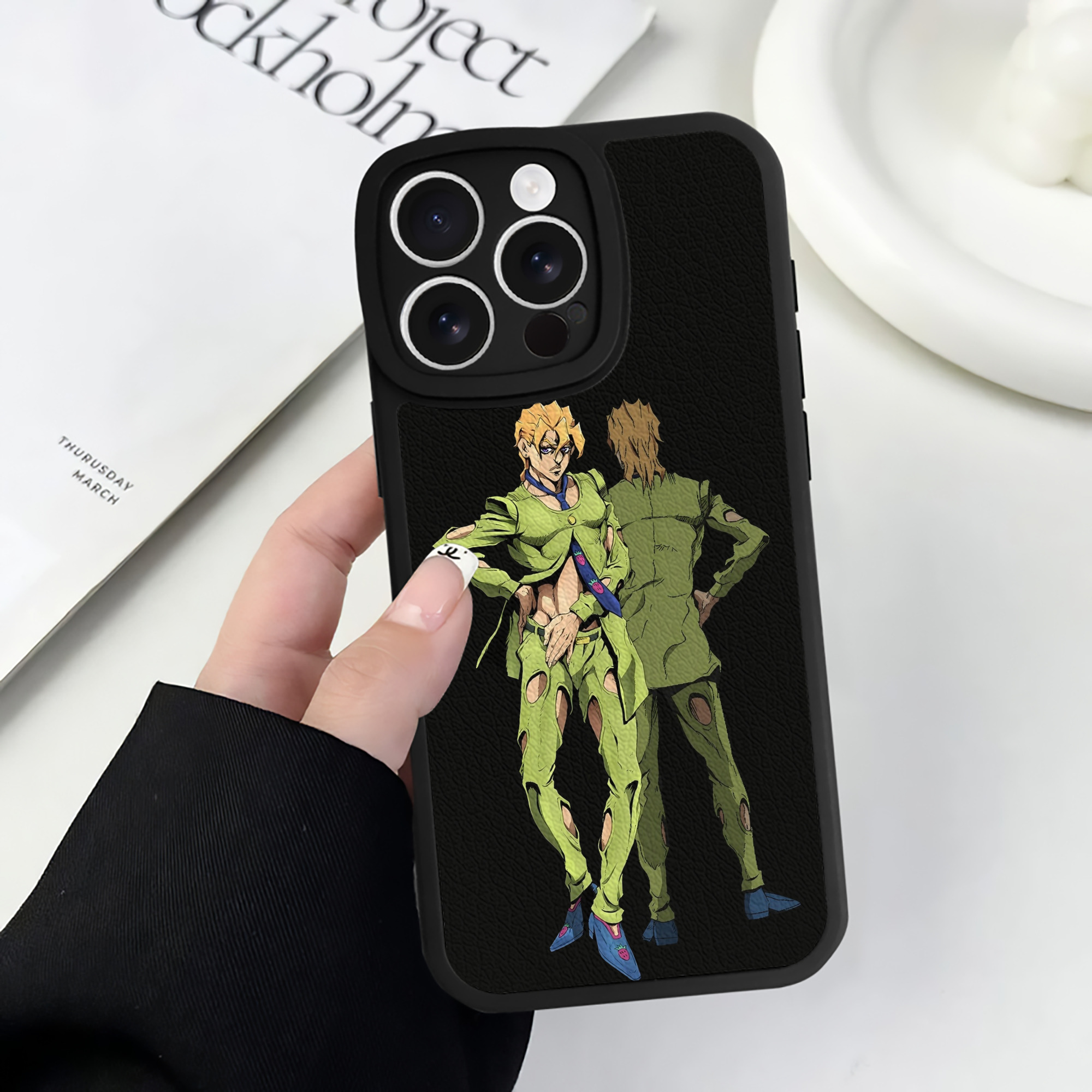 （画像用） ジョジョの奇妙な冒険 パンナコッタ?フー JoJo's Bizarre Adventure Pannacotta Fugo 【iPhone 16シリーズ対応】シリコンスマホケース（レザー調） 材質：シリコン